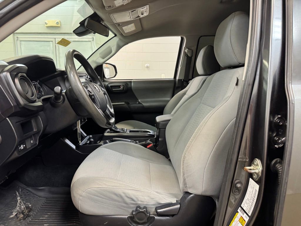 Used 2019 Toyota Tacoma SR w/ SR Convenience Package AWD/4WD image 12
