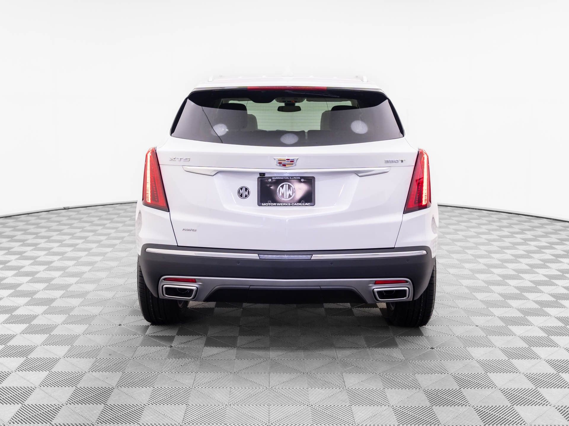 New 2025 Cadillac XT5 Premium Luxury AWD/4WD image 5