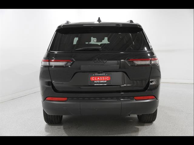Used 2024 Jeep Grand Cherokee L Altitude AWD/4WD image 21