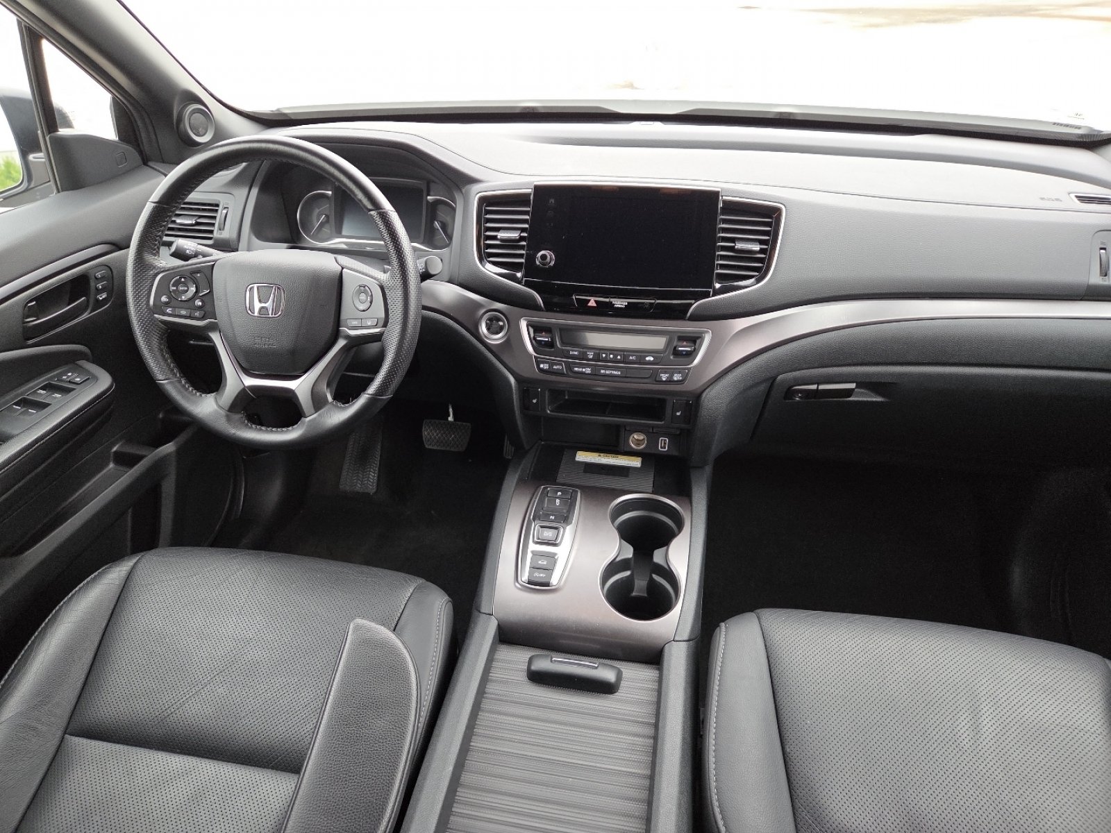 Used 2023 Honda Passport EX-L image 25