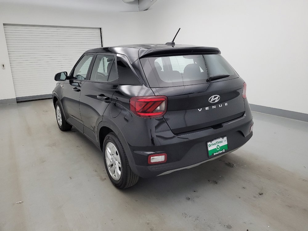 Used 2025 Hyundai Venue SE FWD image 5