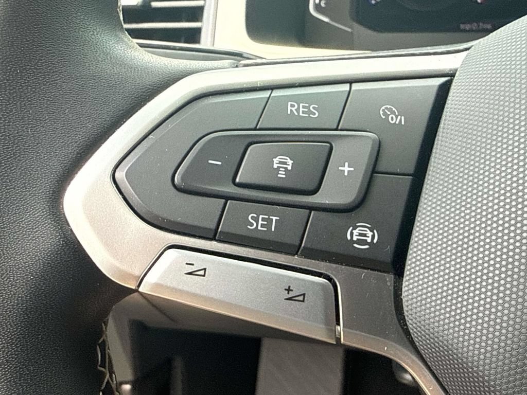 Used 2023 Volkswagen Atlas SE FWD image 24
