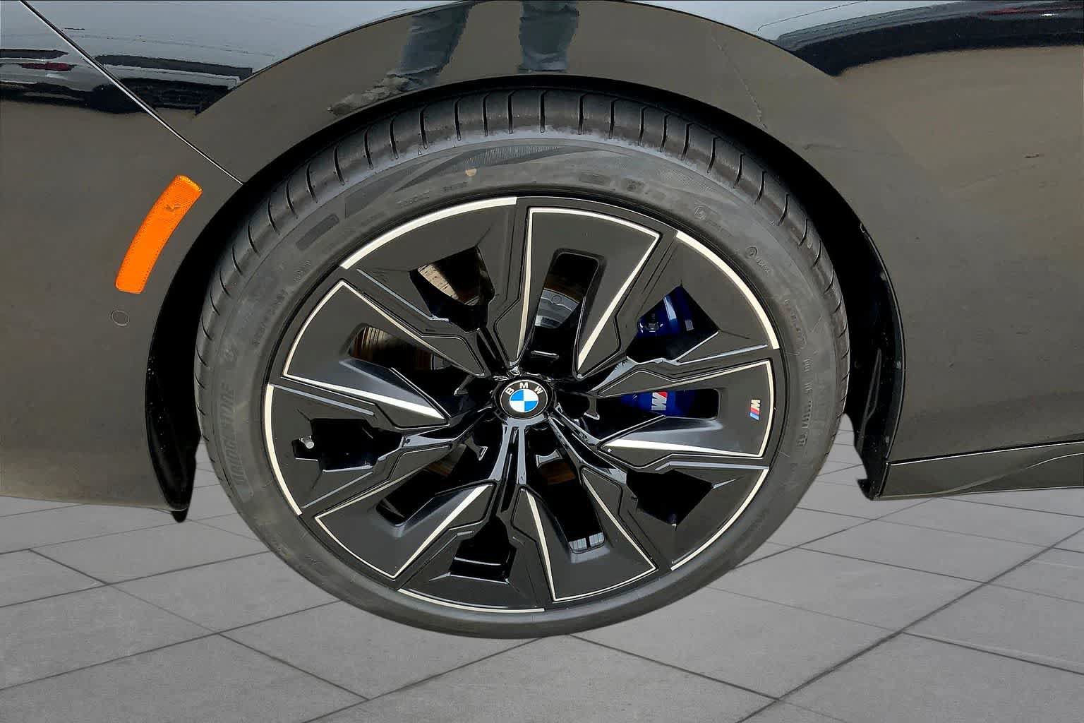 New 2025 BMW 760i xDrive AWD/4WD image 12