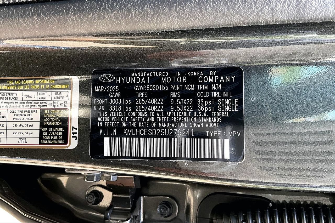 Used 2025 Genesis GV80 2.5T Prestige AWD/4WD image 16