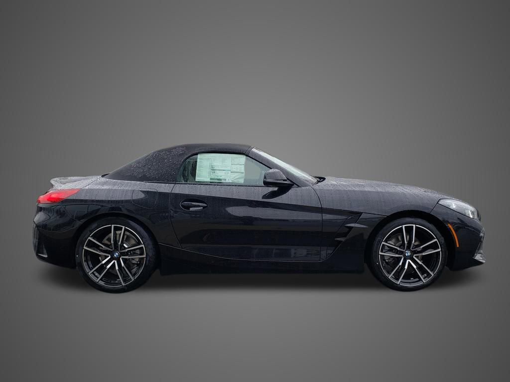 New 2026 BMW Z4 sDrive30i w/ Shadowloine Package image 5