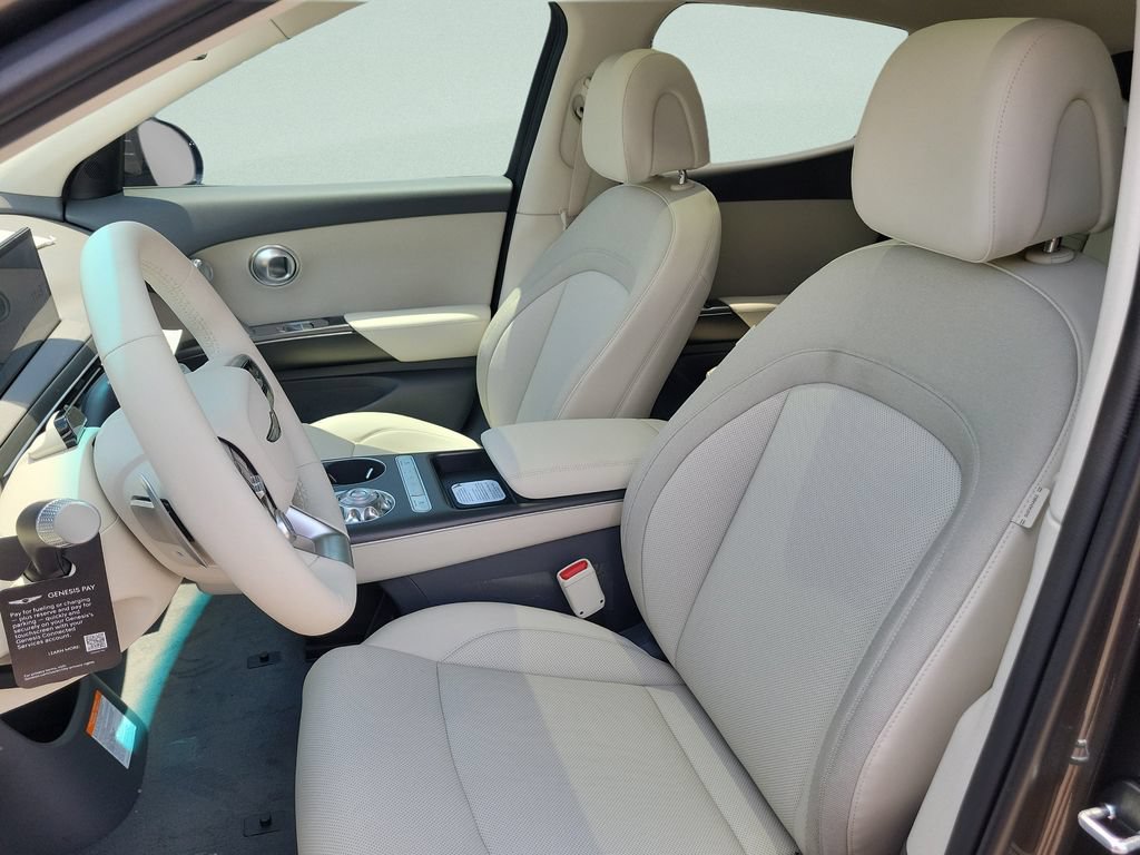 New 2026 Genesis GV60 RWD image 13