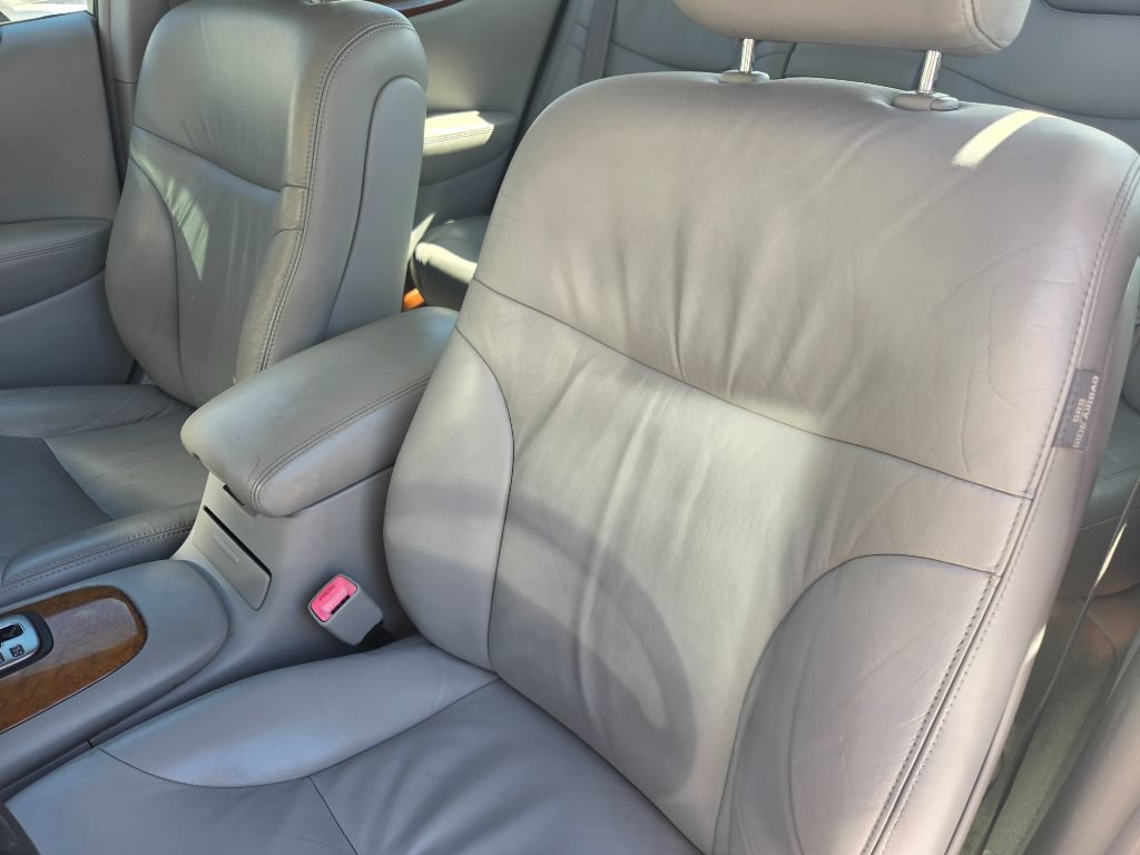 Used 2005 Lexus ES 330 FWD image 18