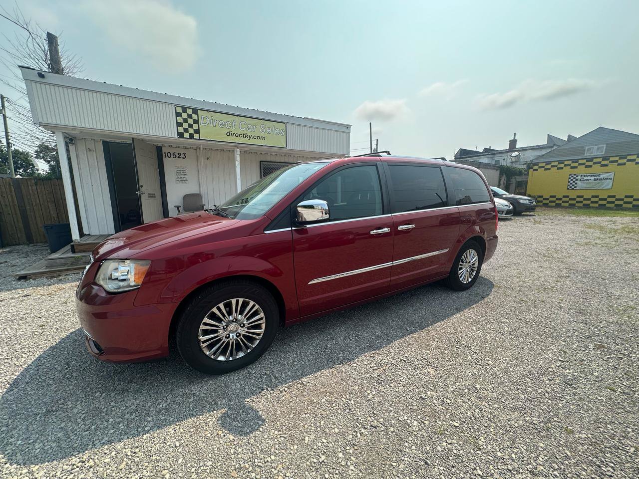 Used 2011 Chrysler Town & Country Limited