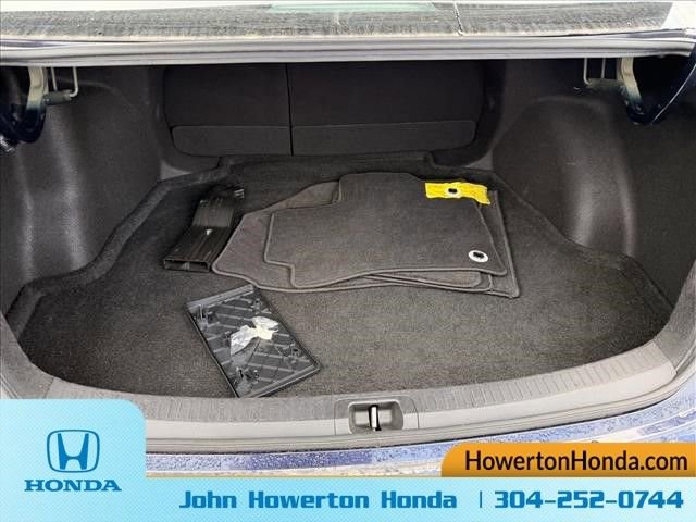 Used 2025 Toyota Corolla SE FWD image 25