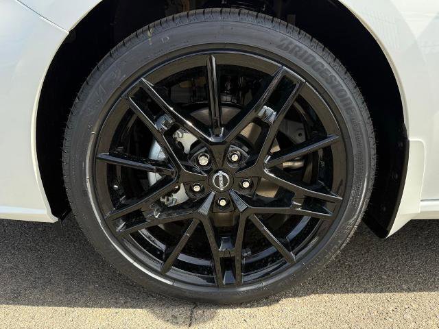 New 2026 Nissan Altima 2.5 SR w/ SR Midnight Edition Package FWD image 9