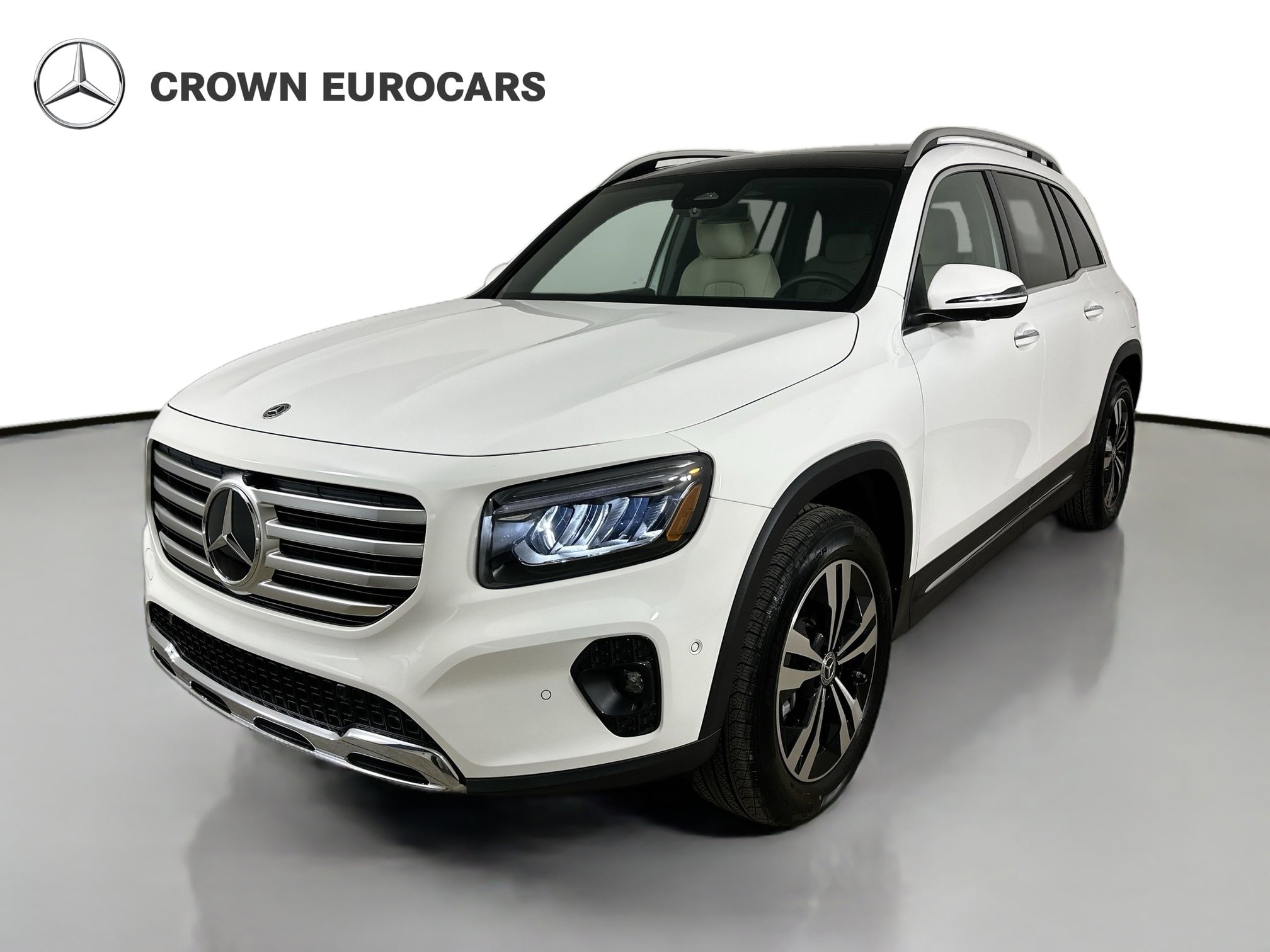 Used 2026 Mercedes-Benz GLB 250 4MATIC image 1