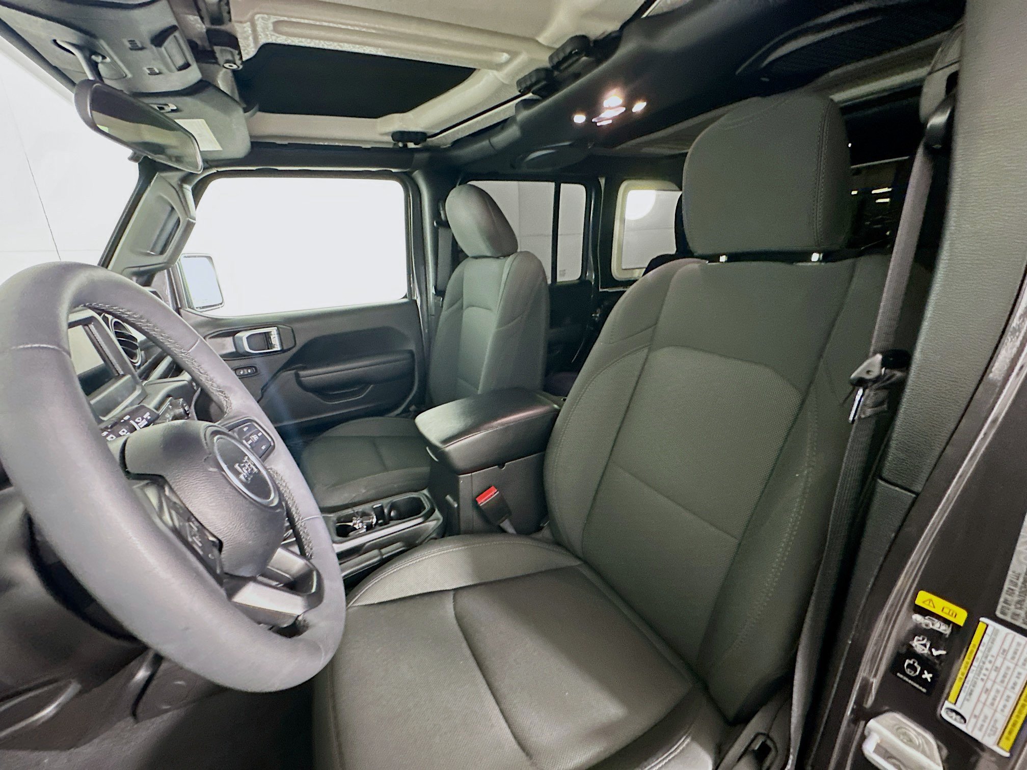 Used 2023 Jeep Wrangler Unlimited Sport AWD/4WD image 13