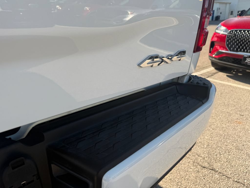 Used 2024 RAM 2500 Laramie w/ Safety Group AWD/4WD image 11