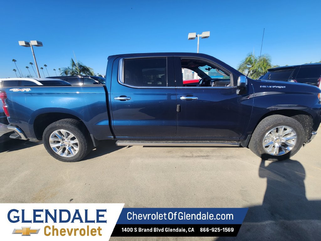Used 2021 Chevrolet Silverado 1500 LTZ w/ Technology Package AWD/4WD image 4