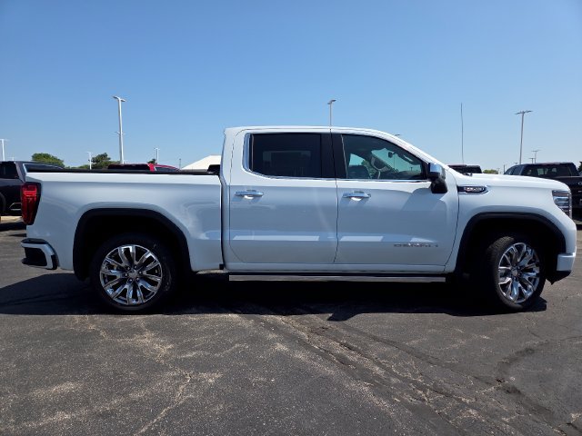 New 2026 GMC Sierra 1500 Denali w/ Denali Reserve Package AWD/4WD image 19