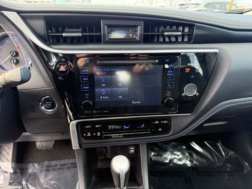Used 2017 Toyota Corolla SE w/ SE Premium Package image 12