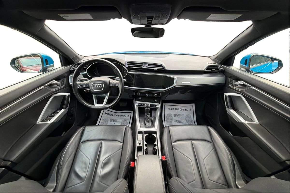 Used 2023 Audi Q3 2.0T Premium image 31