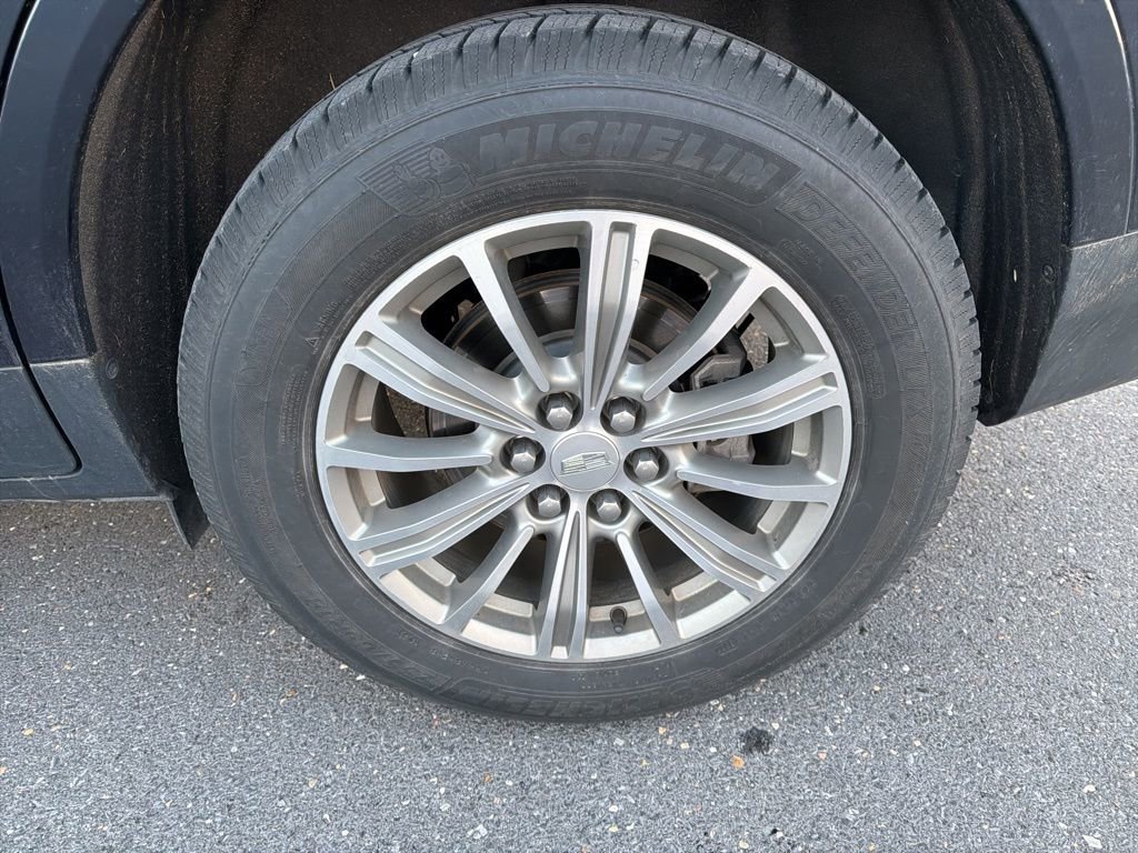 Used 2017 Cadillac XT5 Luxury w/ Driver Awareness Package image 12