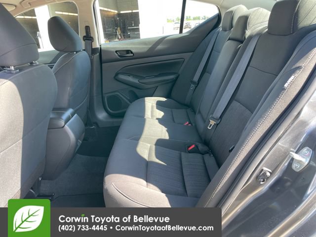 Used 2025 Nissan Altima 2.5 SV FWD image 25