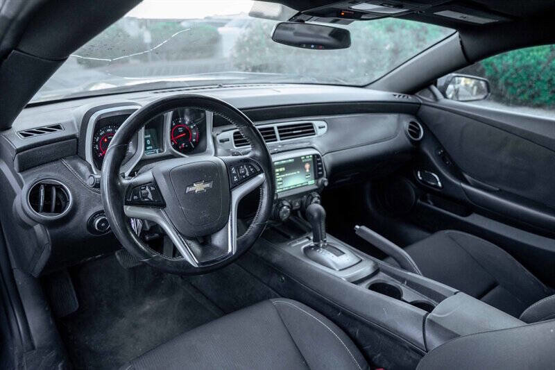 Used 2015 Chevrolet Camaro LT w/ RS Package RWD image 9