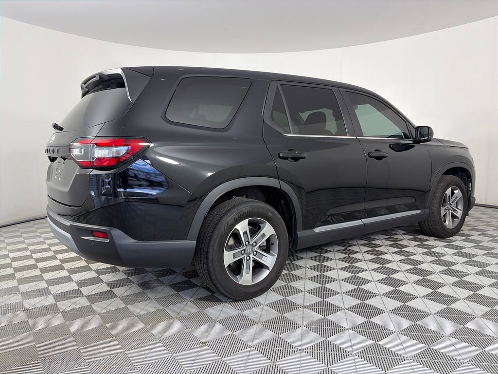 Used 2024 Honda Pilot EX-L image 7