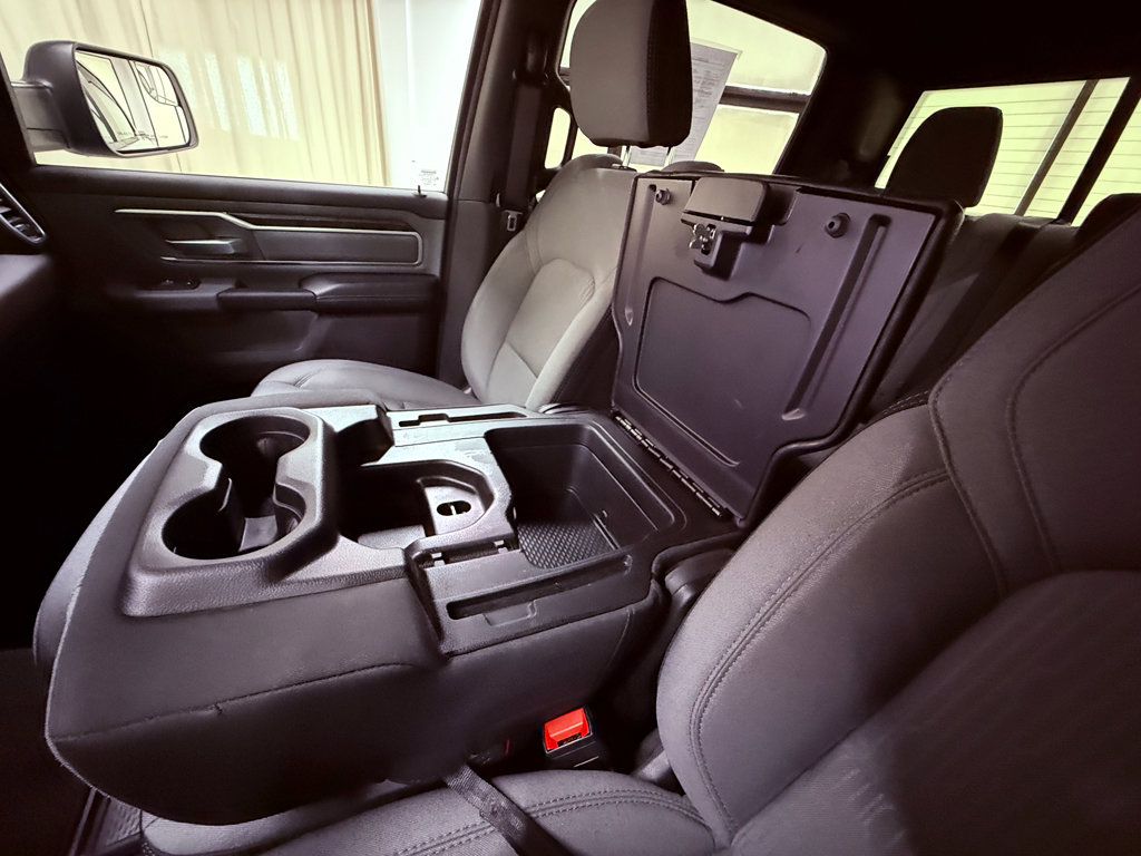 Used 2022 RAM 1500 Big Horn AWD/4WD image 38