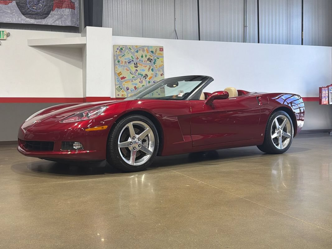 Used 2006 Chevrolet Corvette Convertible w/ Preferred Equipment Group RWD image 87