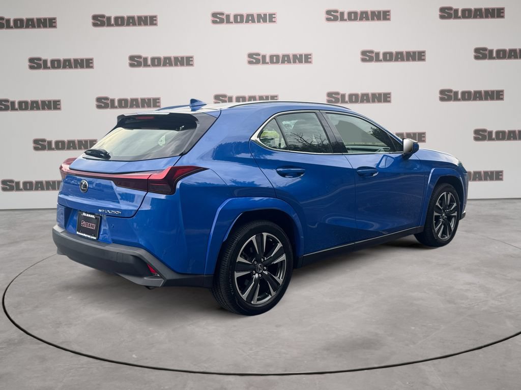 Used 2024 Lexus UX 250h AWD w/ Premium Package image 5
