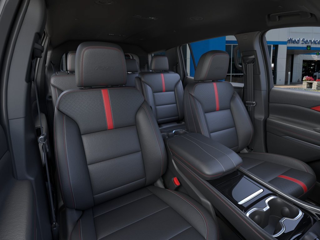 New 2027 Chevrolet Traverse RS w/ LPO, Floor Liner Package FWD image 16