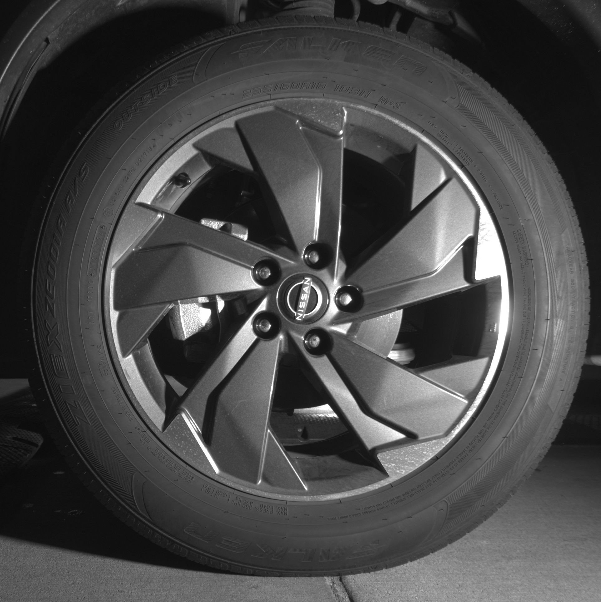 Used 2025 Nissan Rogue SV FWD image 12