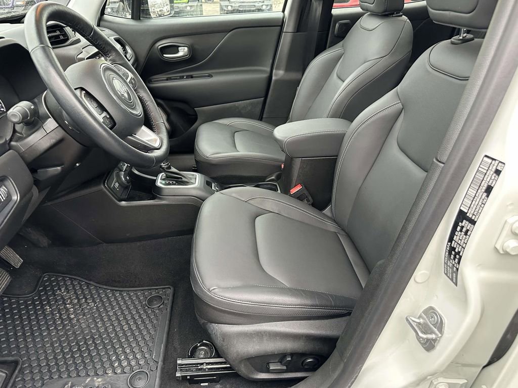 Used 2023 Jeep Renegade Limited w/ Sun/Sound Group image 19