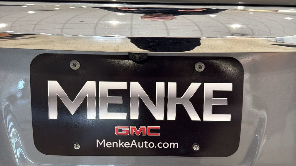 Used 2023 GMC Terrain SLE w/ Driver Convenience Package AWD/4WD image 9