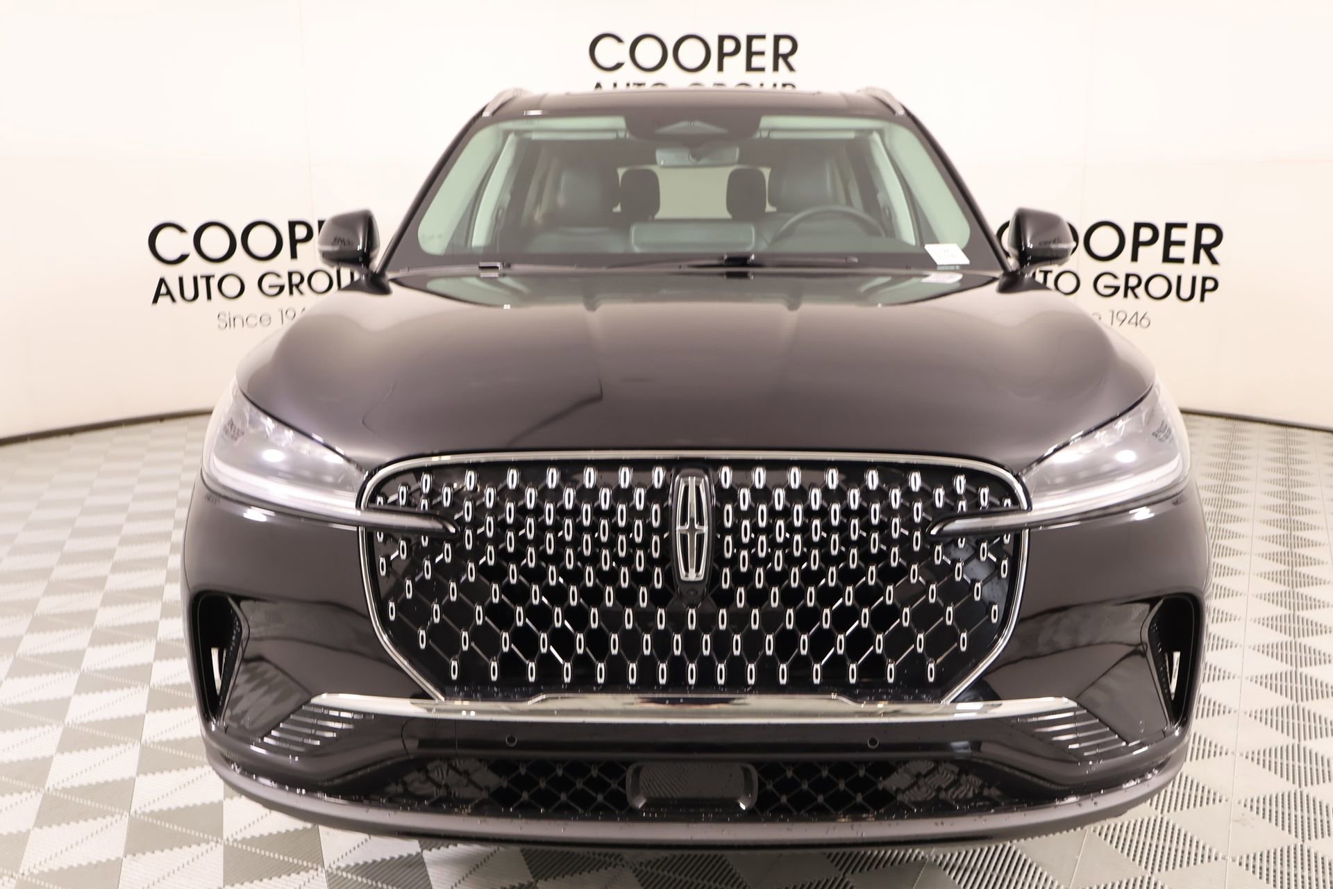 New 2026 Lincoln Aviator 2WD image 9