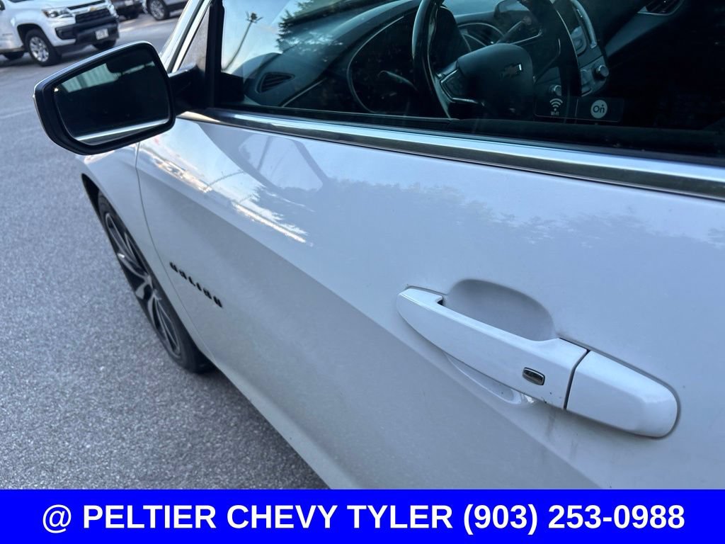 Used 2020 Chevrolet Malibu RS FWD image 10