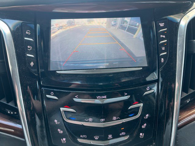 Used 2015 Cadillac Escalade ESV Luxury AWD/4WD image 23