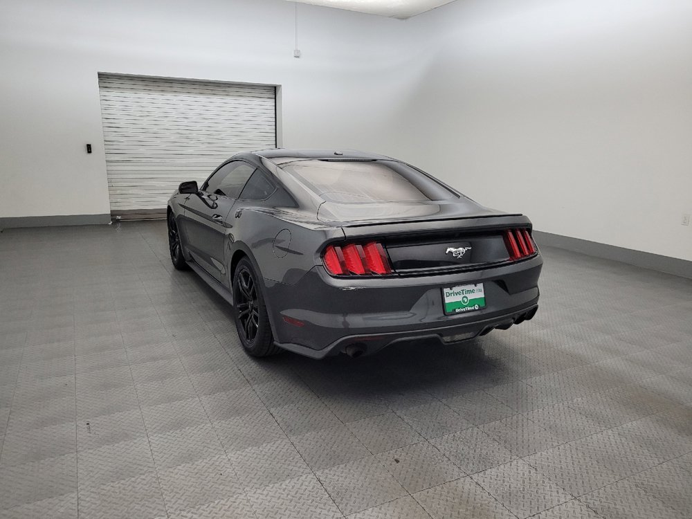 Used 2017 Ford Mustang Premium RWD image 5