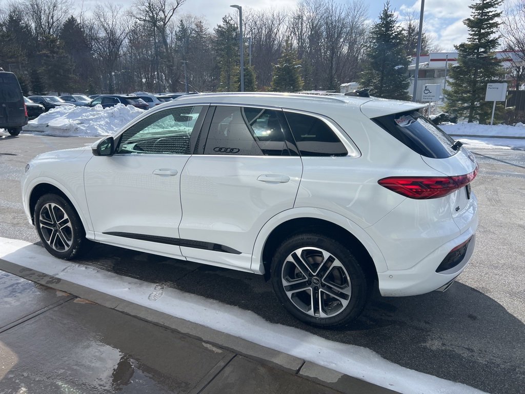 Certified 2025 Audi Q5 Premium w/ Convenience Package image 43