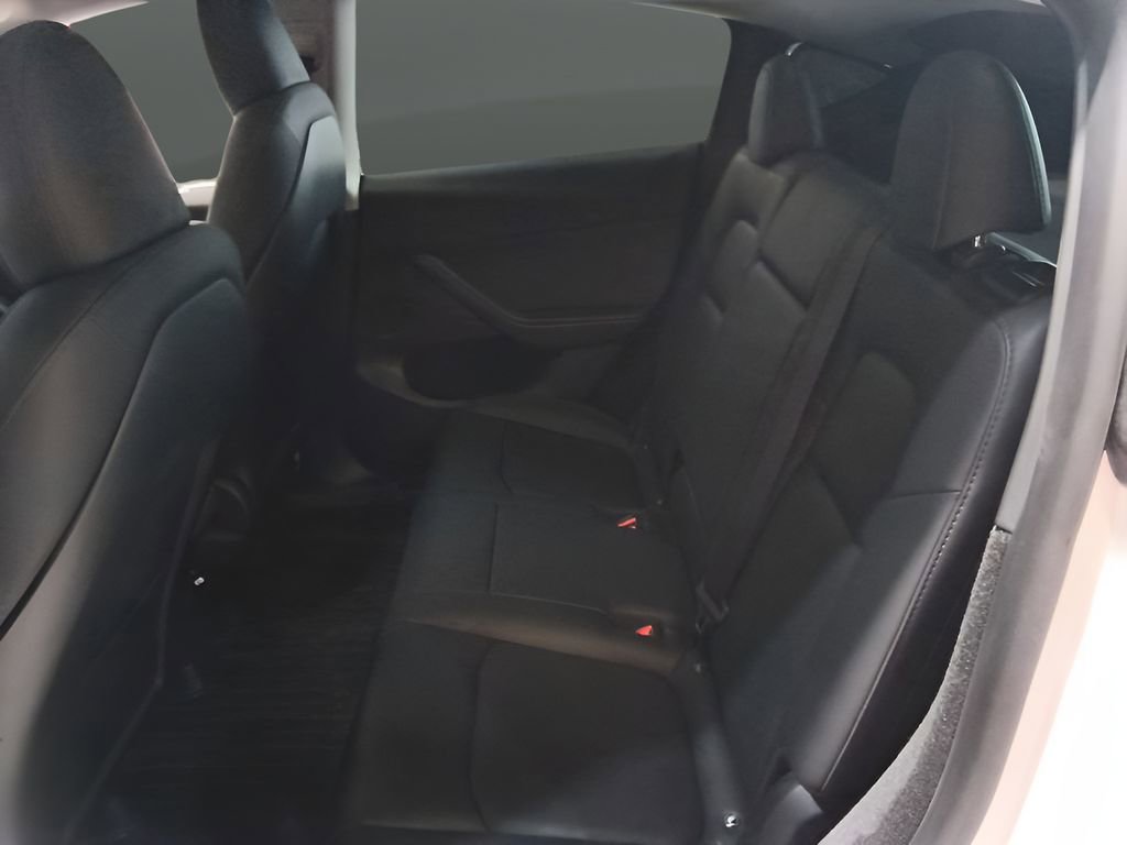 Used 2023 Tesla Model Y Performance image 27