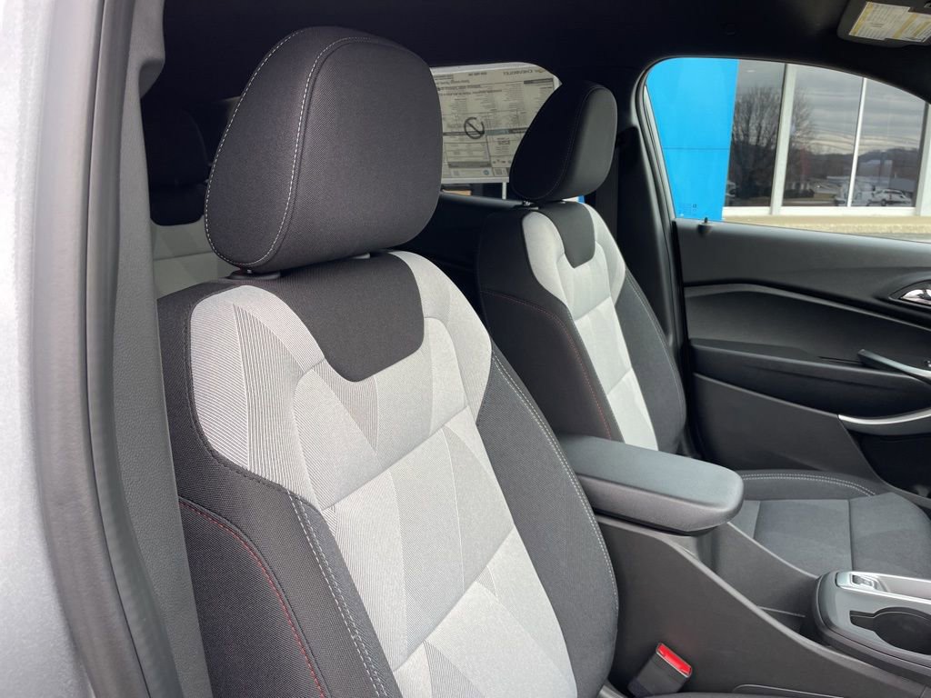 New 2026 Chevrolet Trax RS w/ Driver Confidence Package image 26
