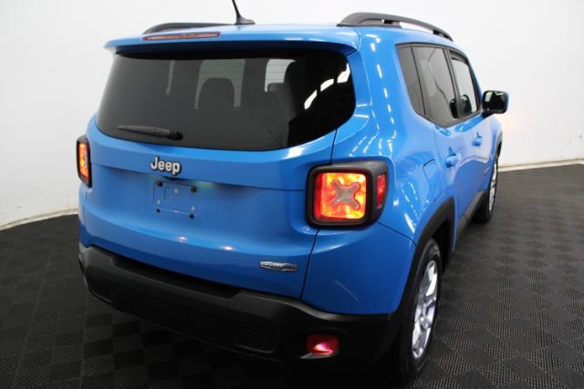 Used 2015 Jeep Renegade Latitude FWD image 9