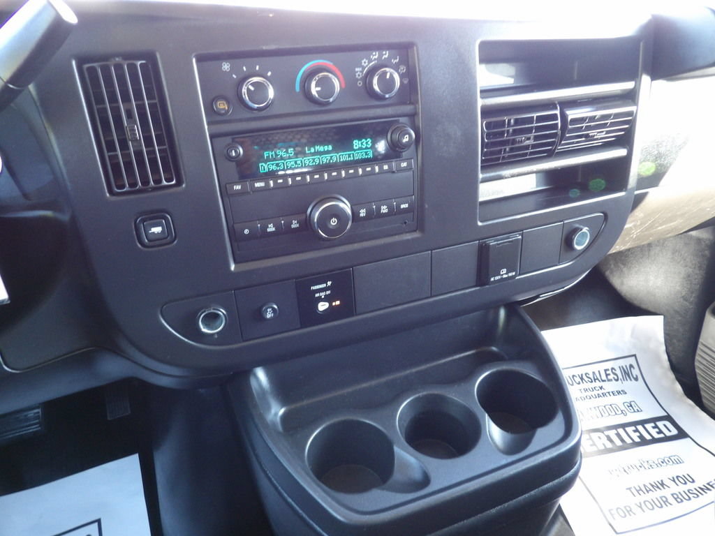 Used 2024 GMC Savana 2500 w/ Driver Convenience Package RWD image 22