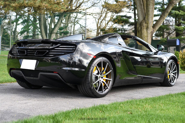 Used 2013 McLaren MP4-12C Spider RWD image 8