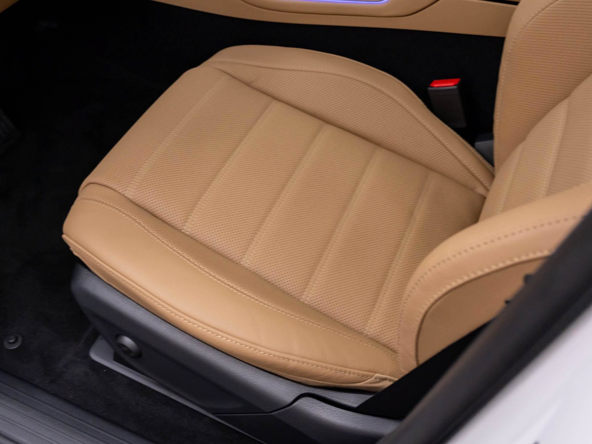 New 2026 Mercedes-Benz GLE 580 4MATIC image 16