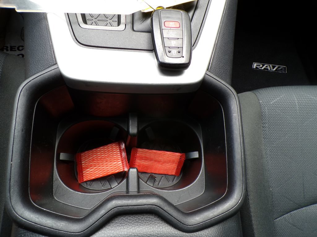 Used 2024 Toyota RAV4 XLE w/ Convenience Package FWD image 29