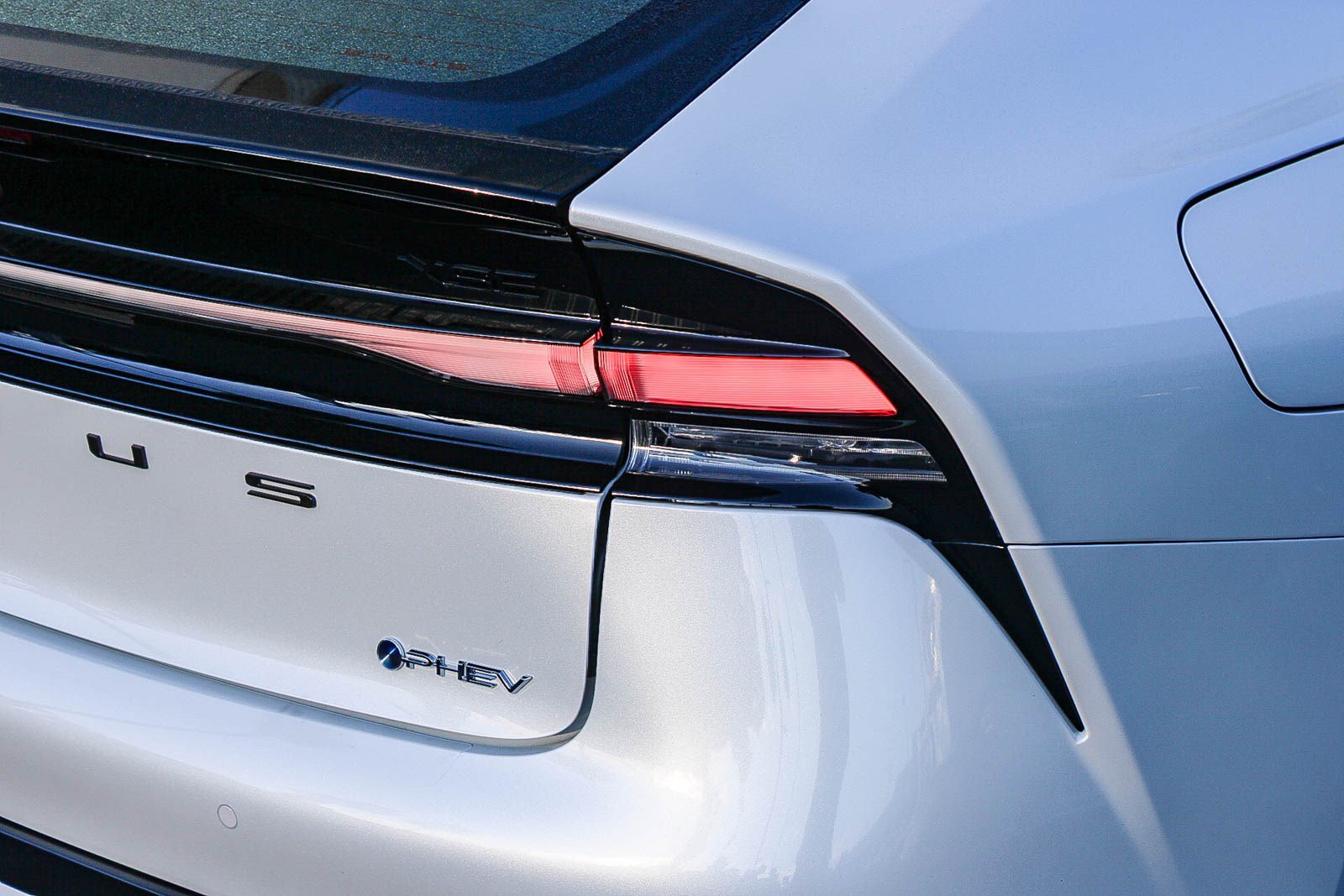 New 2026 Toyota Prius Plug-In Hybrid FWD image 10