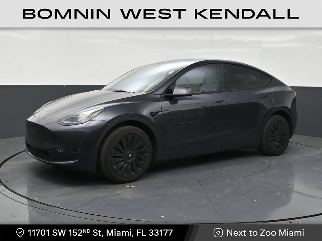 Used 2024 Tesla Model Y Long Range AWD/4WD video 1