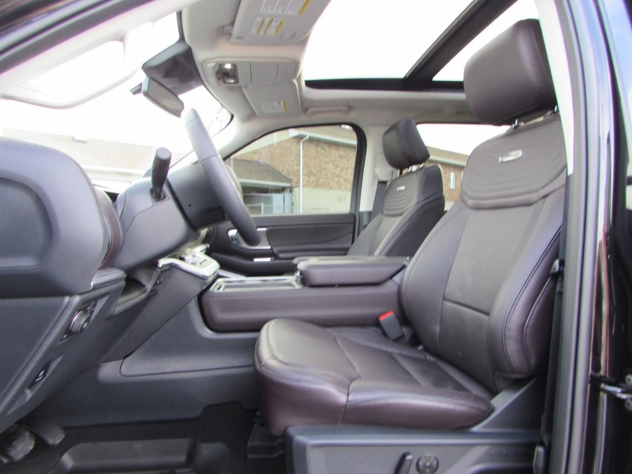 New 2025 Ford Expedition Platinum w/ Platinum Ultimate Package image 12