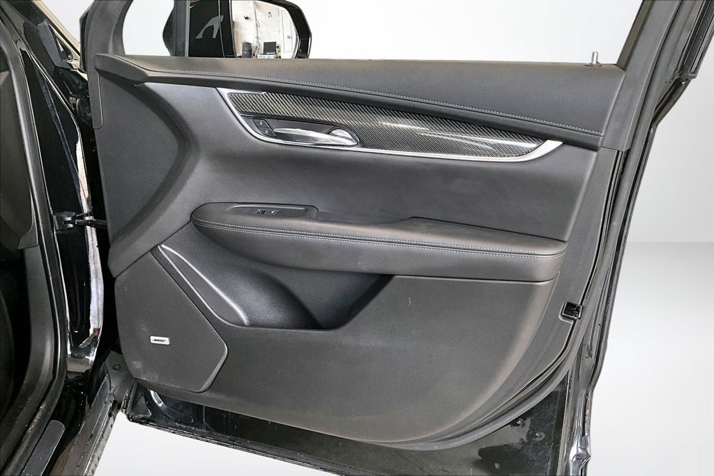 Used 2022 Cadillac XT6 Sport w/ Technology Package AWD/4WD image 28