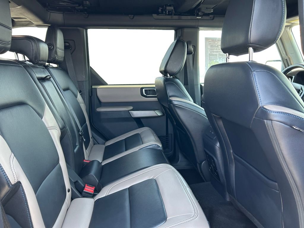 Used 2023 Ford Bronco Wildtrak AWD/4WD image 18