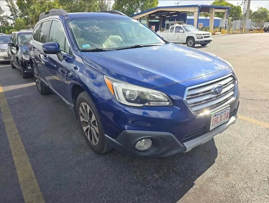 Used 2015 Subaru Outback 2.5i Limited AWD/4WD image 4